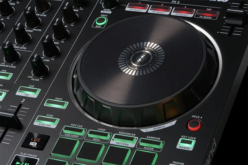 Roland DJ-202 DJ Kontrol Cihazı 2.webp (51 KB)