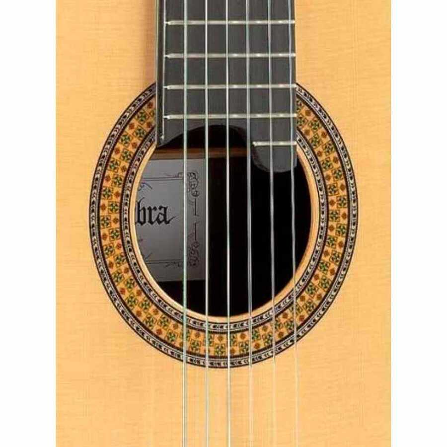 Alhambra 11P Klasik Gitar + Hardcase'li