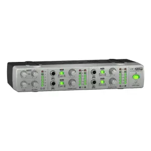 Behringer AMP800 V2 Ultra Kompakt 4 Kanallı Stereo Kulaklık Amfisi - 1