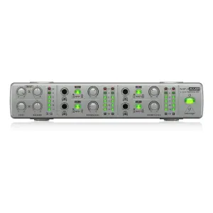 Behringer AMP800 V2 Ultra Kompakt 4 Kanallı Stereo Kulaklık Amfisi - 3