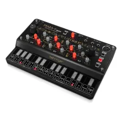 Behringer PHARA-O MINI Taşınabilir 3 Sesli Hibrit Analog Synthesizer - 4