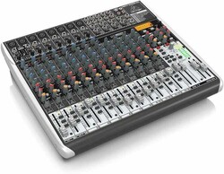 Behringer Xenyx QX2222USB Mixer with USB and Effects - 3