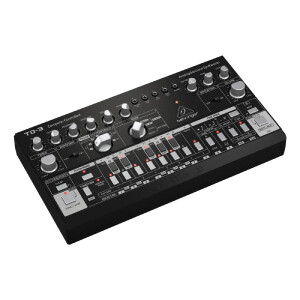 Behringer TD-3-BK Analog Bas Synthesizer (16 Adımlı Sequencer ve Distortion ile) - Behringer
