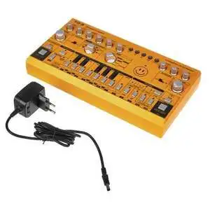Behringer TD-3-AM Analog Bass Line Synthesizer, LTD Yellow - 1