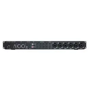 Behringer U-Phoria UMC1820 USB Audio Interface - 5