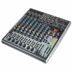 Behringer Xenyx X1622USB Mixer with USB and Effects - 2