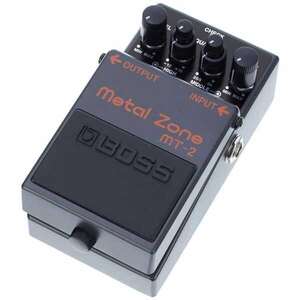 Boss MT-2 Metal Zone Compact Pedal - 2