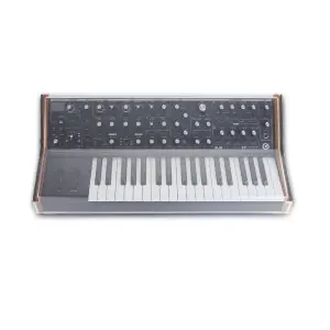 Decksaver Moog Subsequent 37 / Sub 37 / Little Phatty Koruma Kapağı (Soft-fit) - 3