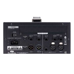 Focusrite ISA One Taşınabilir Masaüstü Mikrofon Preamp - 3