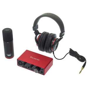 Focusrite Scarlett Solo Studio 2x2 USB Audio Interface with Microphone and Headphones (3rd Generation) - 1