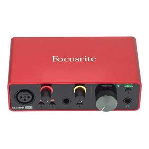 Focusrite Scarlett Solo Studio 2x2 USB Audio Interface with Microphone and Headphones (3rd Generation) - 2
