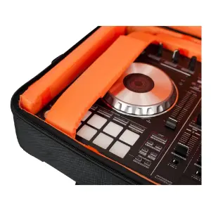 Gator Frameworks G-CLUB-CONTROL-27BP 27 inç DJ Controller Sırt Çantası (G-Club Serisi) - 4