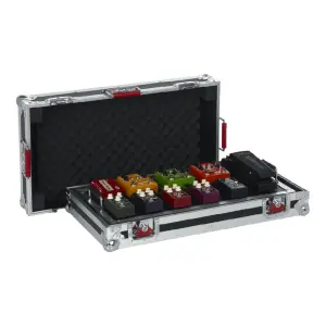Gator Frameworks G-TOUR PEDALBOARD-LGW Tekerlekli Large Gitar Pedal Board Flight Case - 8