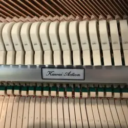 KAWAI K-15E WH/P Parlak Beyaz 110 CM Duvar Piyanosu - 2