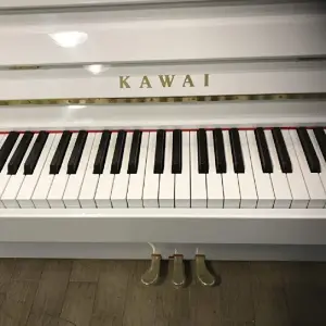 KAWAI K-15E WH/P Parlak Beyaz 110 CM Duvar Piyanosu - 3