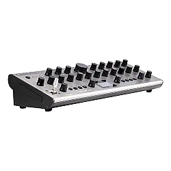 Modal Electronics CARBON8M 8-Ses Deneysel Sentezleyici Modülü - Modal Electronics