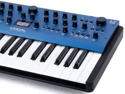 Modal Electronics COBALT8 - 4