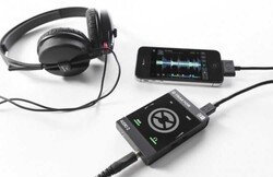 NATIVE INSTRUMENTS TRAKTOR Audio2 Mk2 Ses Kartı - Thumbnail