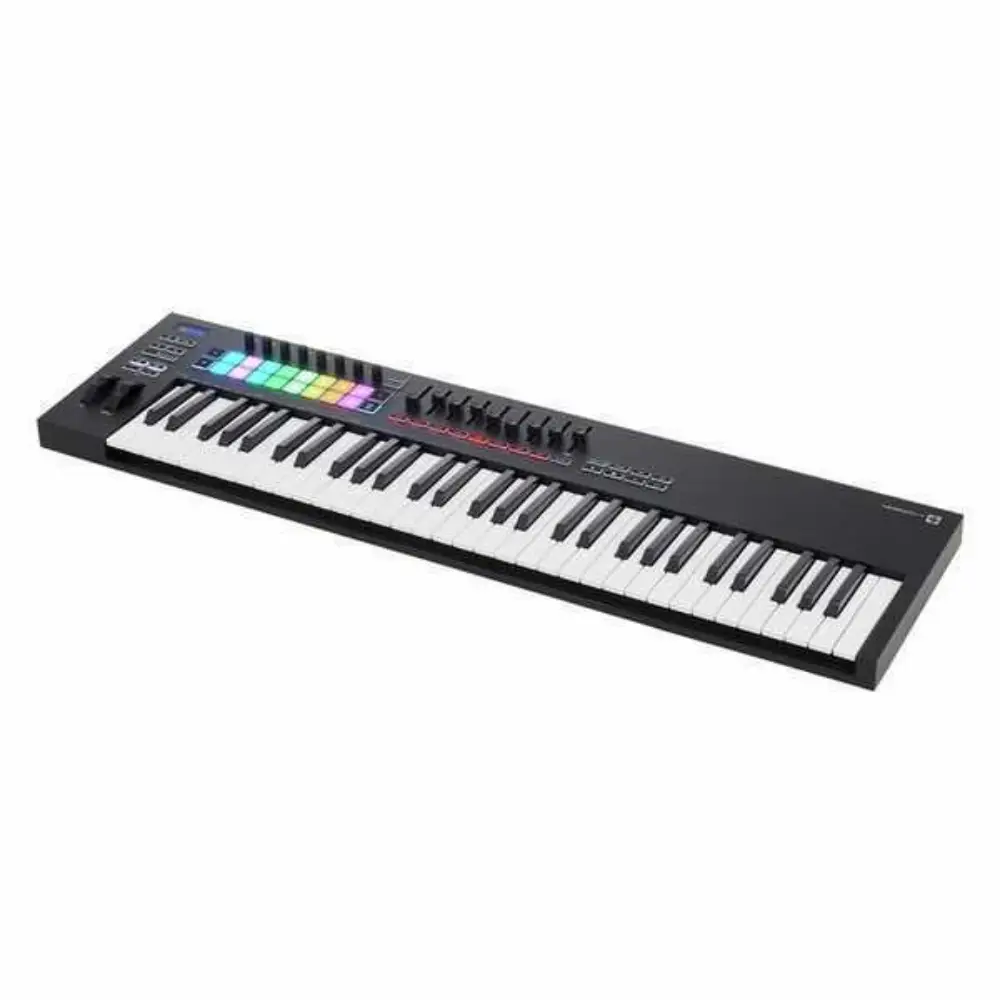 Novation Launchkey 61 MK3 USB MIDI Keyboard Controller (61-Key) - 3