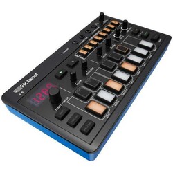 Roland J-6 Aira Compact Chord Synth - 3