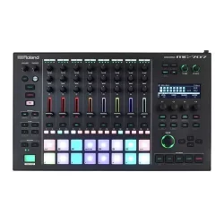 Roland MC-707 Groovebox - Roland