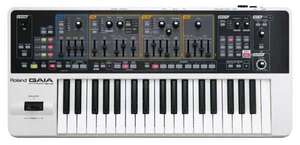 Roland SH-01 Gaia Synthesizer - 1