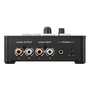 Roland XS-1HD Çok Formatlı 4 Giriş / 4 Çıkış HDMI Matrix Switcher - 8