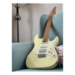 Soloking MS-11 Classic MKII Roasted Maple FB Vintage White Elektro Gitar - 2