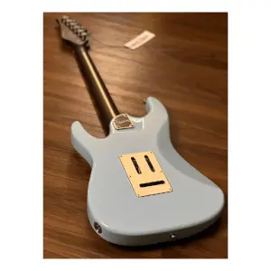 Soloking MS-11 Classic One Piece Rosewood Neck Daphne Blue Nafiri Special Run Elektro Gitar - 6
