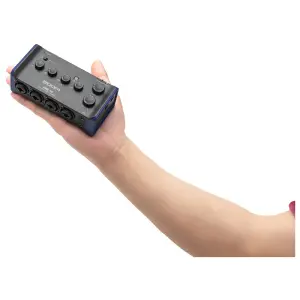 Zoom AMS-44 Kompakt 4 Girişli USB-C Ses Kartı - 9