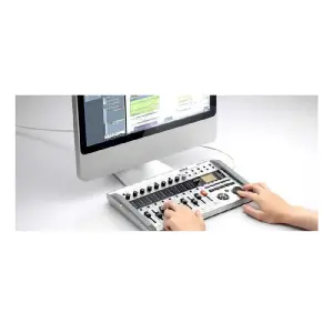 Zoom R24 Çok İzlekli Ses Kayıt Cihazı, Arabirim, Kontrol Yüzeyi ve Örnekleyici - 6